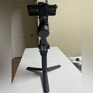 ESTABILIZADOR DJI RONIN RS3 MINI